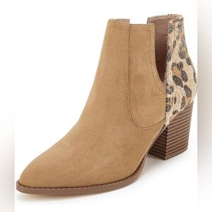 Fisace ZBY Cheetah Print and Faux Leather V-Cut Ankle Boots